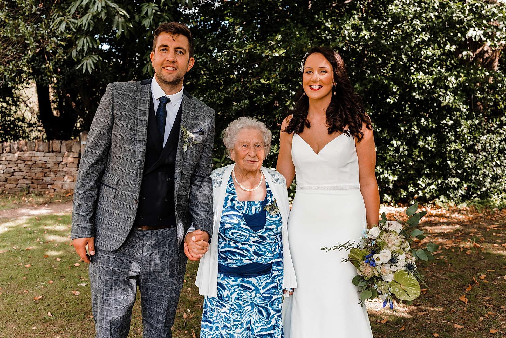 Wood Lane Countryside Centre wedding photo