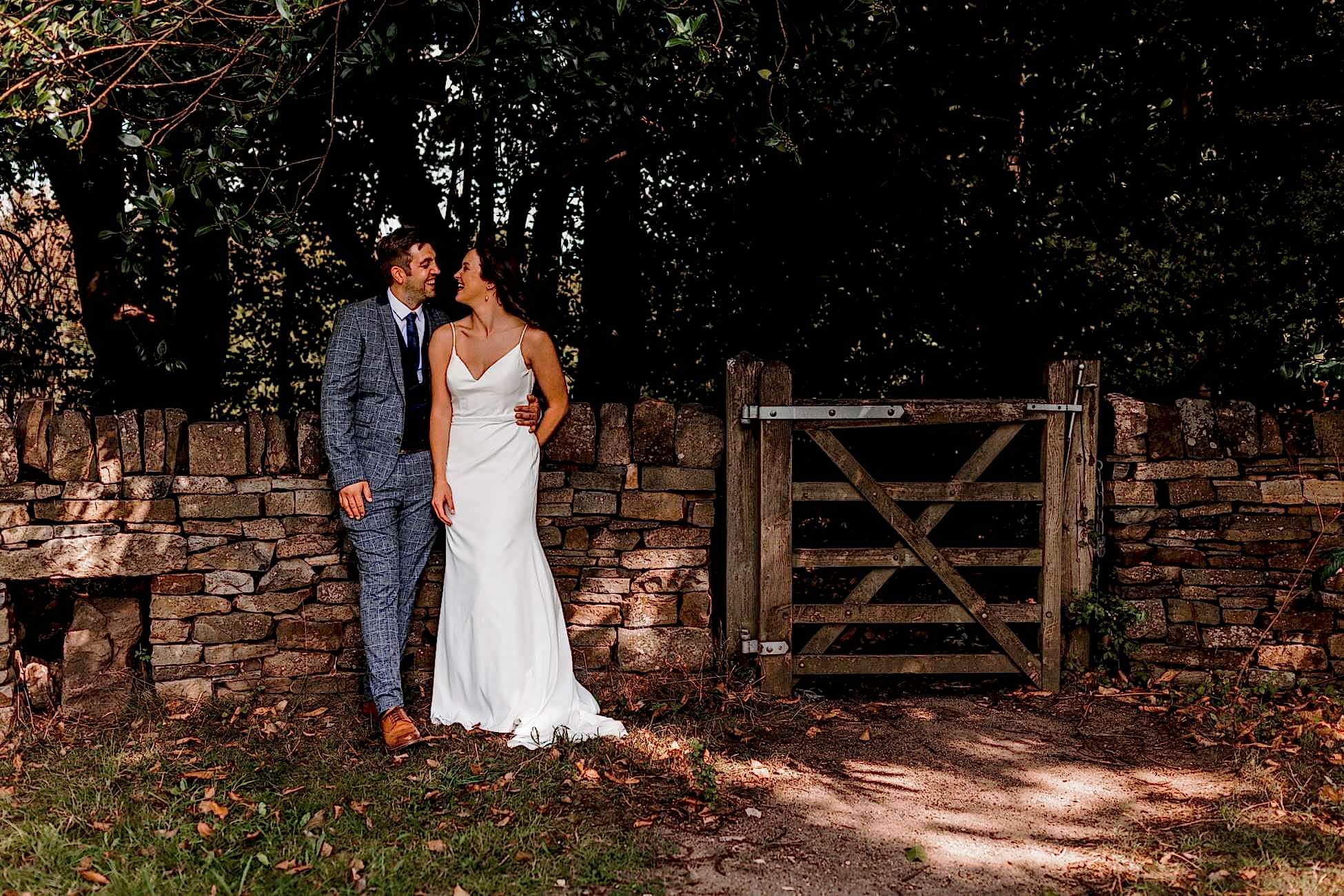 Wood Lane Countryside Centre wedding photo