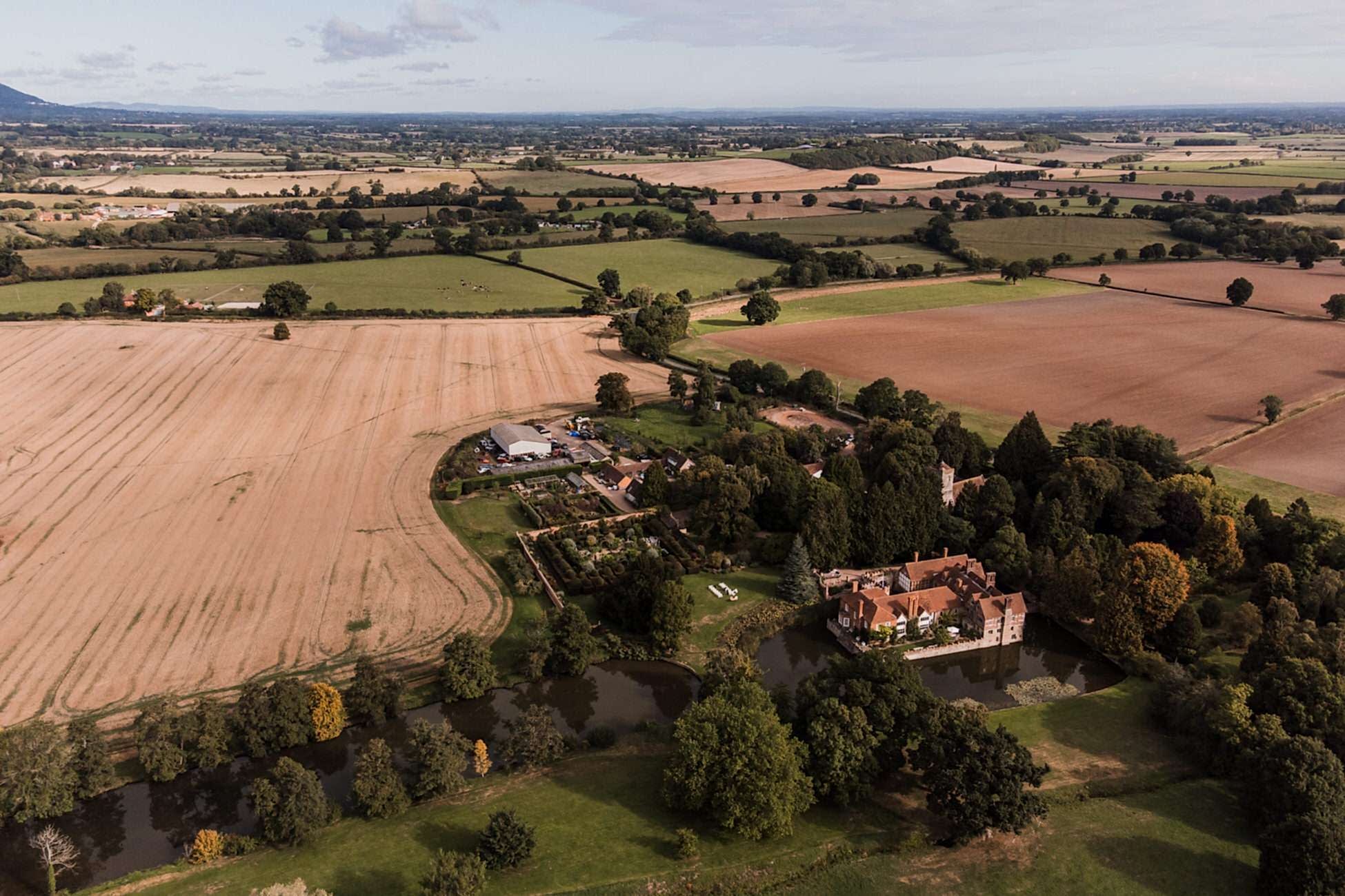 Birtsmorton Court wedding photo